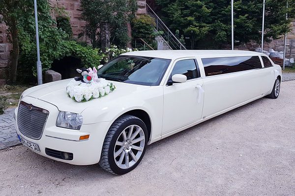 Chrysler stretch limousine in Nuremberg