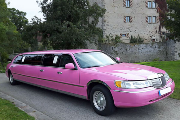 Pink stretch limousine in Nuremberg