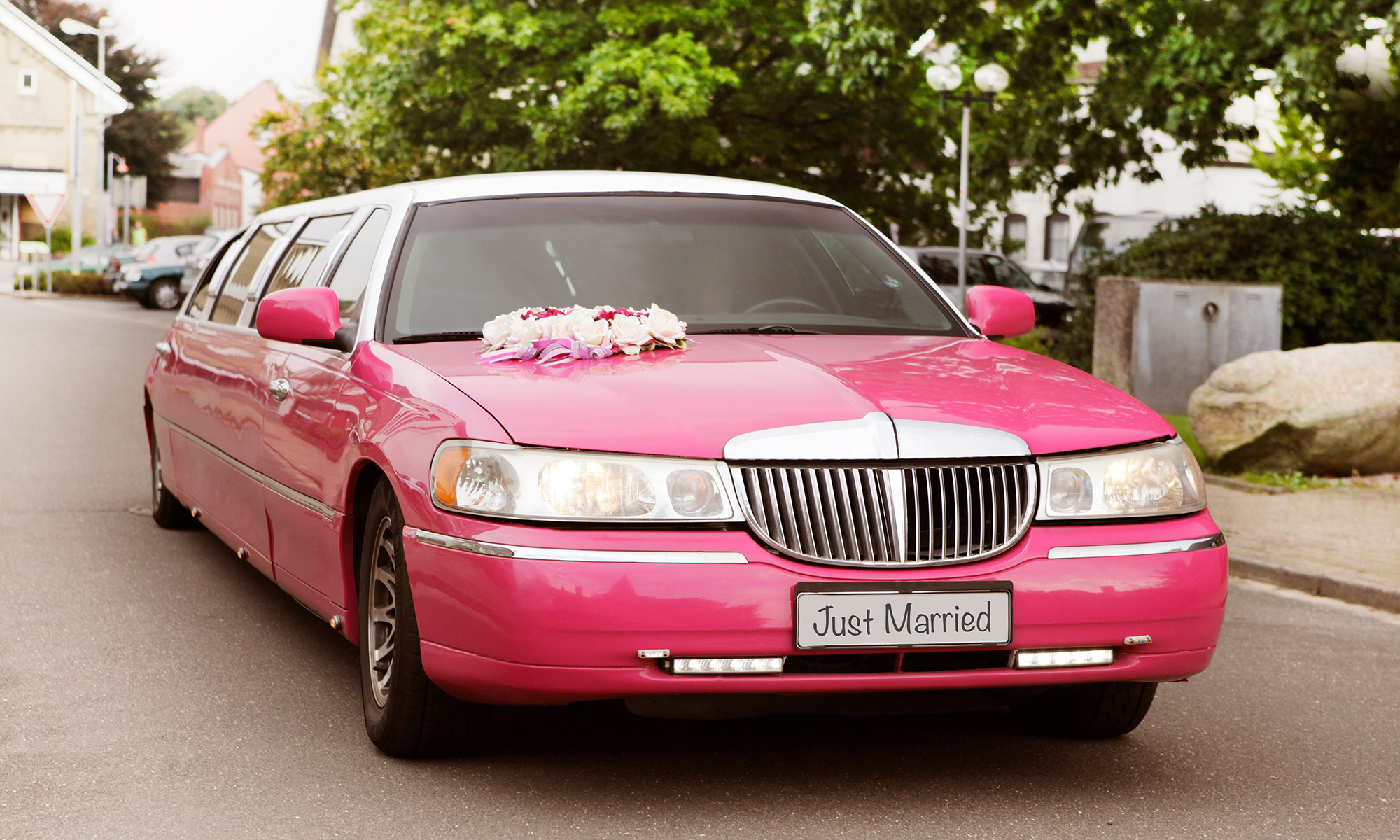 Pinke Stretchlimo in Nürnberg / Pink stretch limousine in Nuremberg